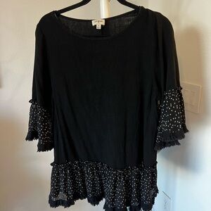 Umgee Black Ruffle Hem Top with Polka Dot Sleeves – Size Medium